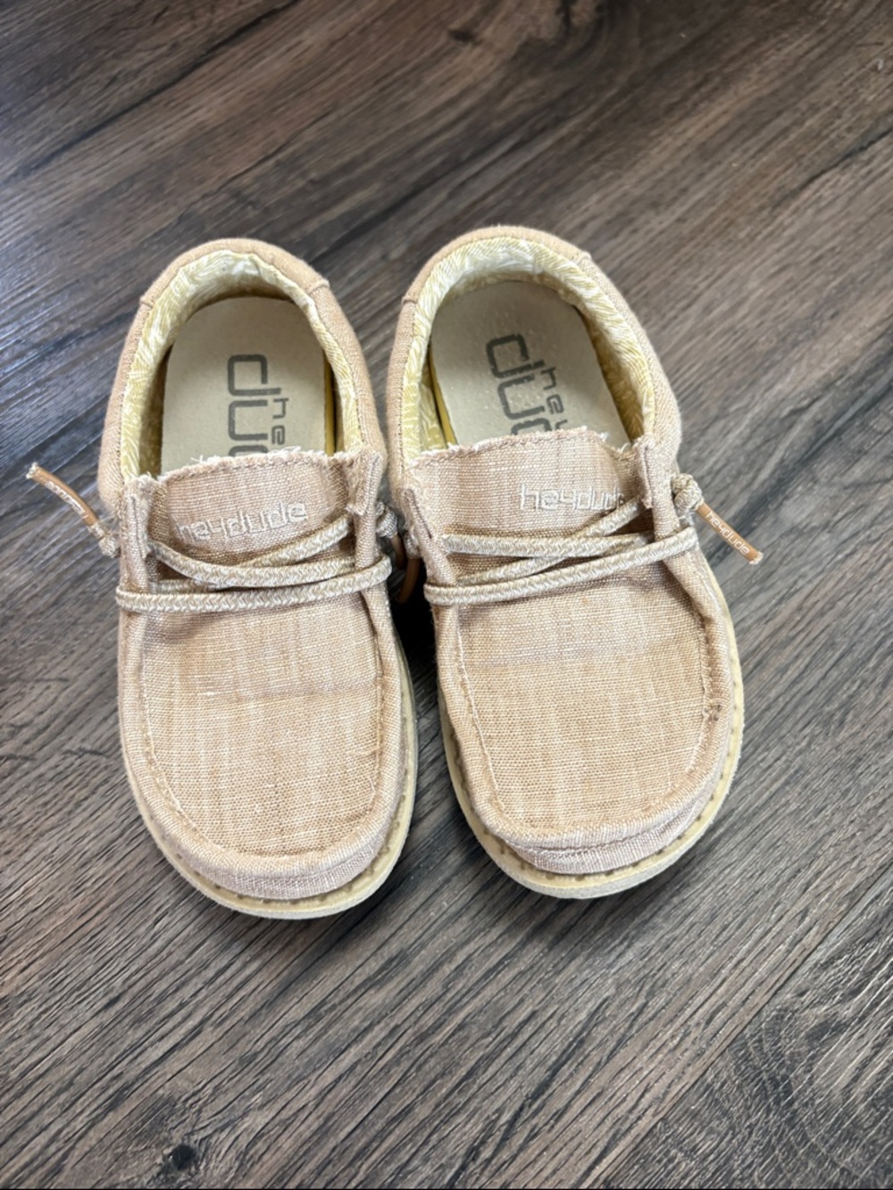 Toddler Boy 8 Hey Dude Shoes - Beige Tan Khaki
